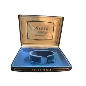 Vintage Bulova Fifth Avenue New York Blue Velvet Watch Box Empty Display Case